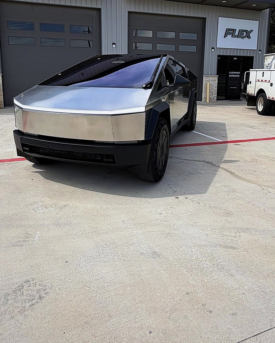 Tesla Cybertruck at the FLEX shop